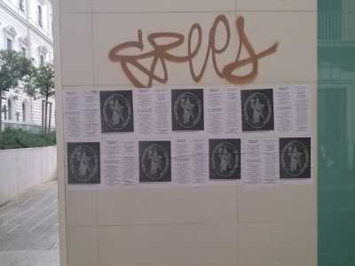 Poesie delle Brigate Poeti Rivoluzionari in piazza Cesare Battisti